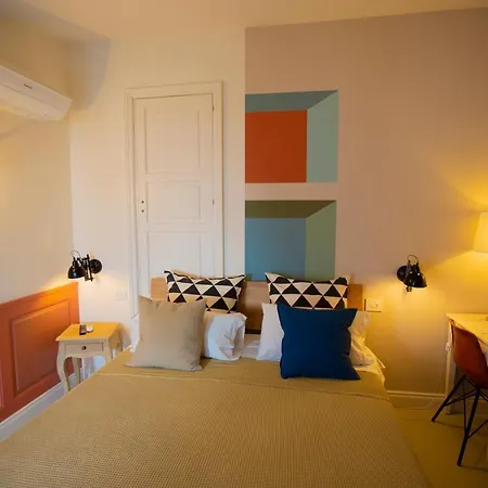 לינה וארוחת בוקר Palazzo Naso 4*