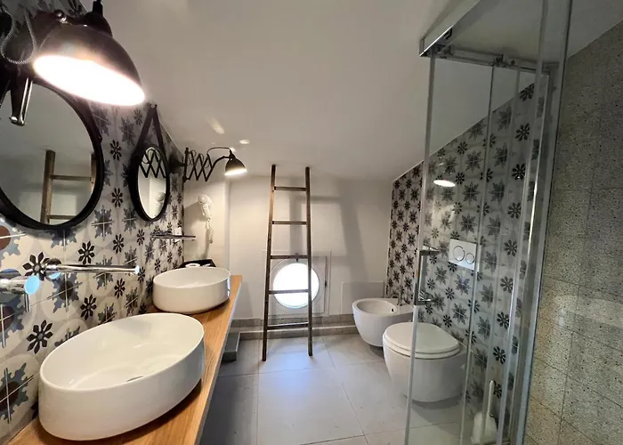 Bed & Breakfast Palazzo Naso 4*